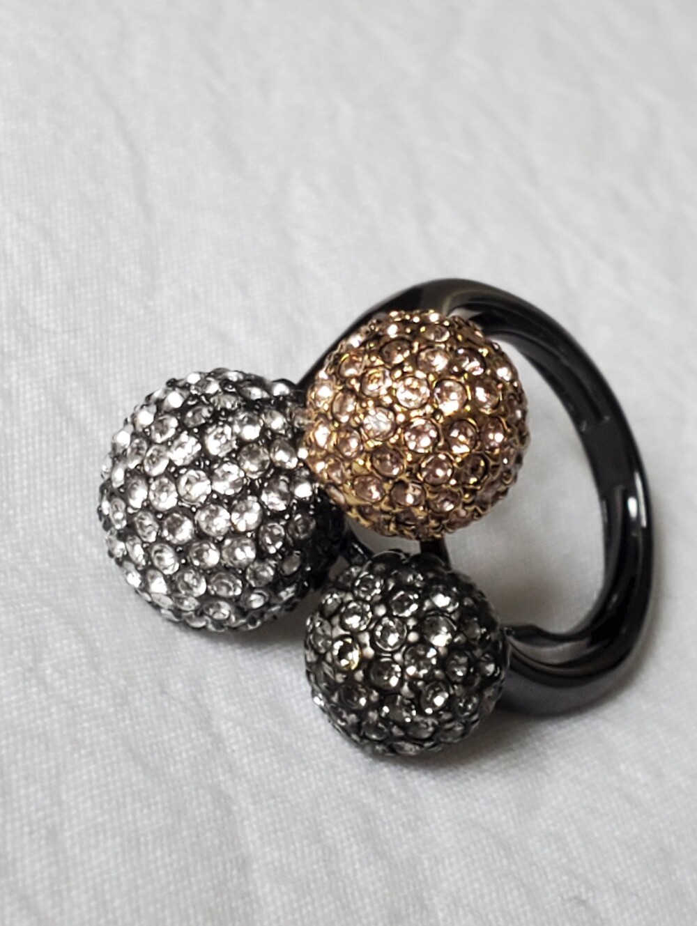 Stella & Dot Soiree Trio Ring With 3 Sparkling Pave Ball Spheres
